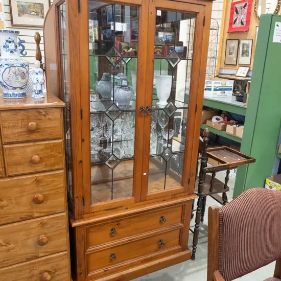 Outback Furniture solid pine display cabinet with leadlight sides, 2 doors over 2 drawers
