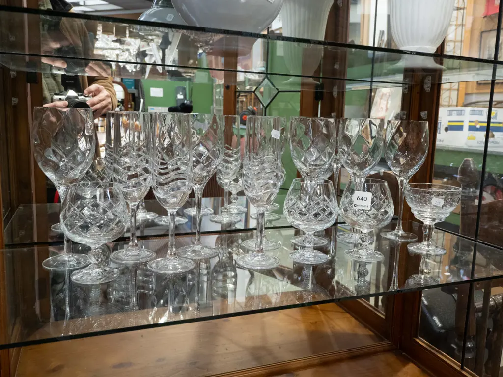 assorted crystal wine glasses Image 1++