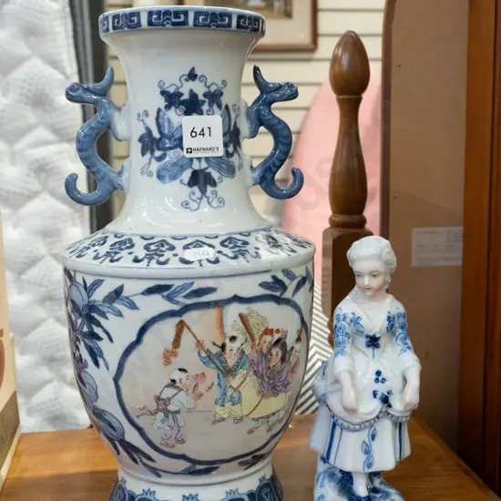 Asian vase, female figurine H340