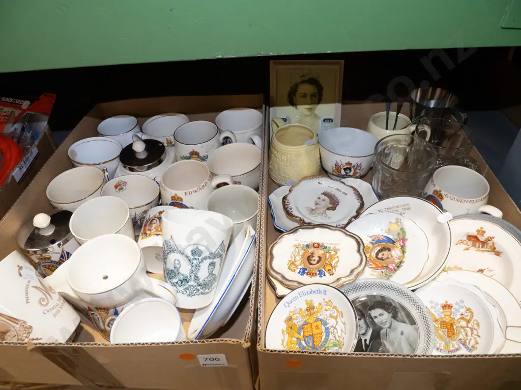 2x boxes of royal memorabilia; cup, glassess etc - orange dots Image 1++