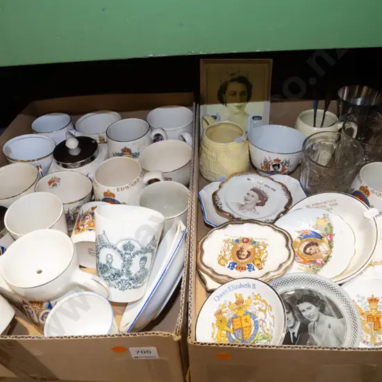 2x boxes of royal memorabilia; cup, glassess etc - orange dots