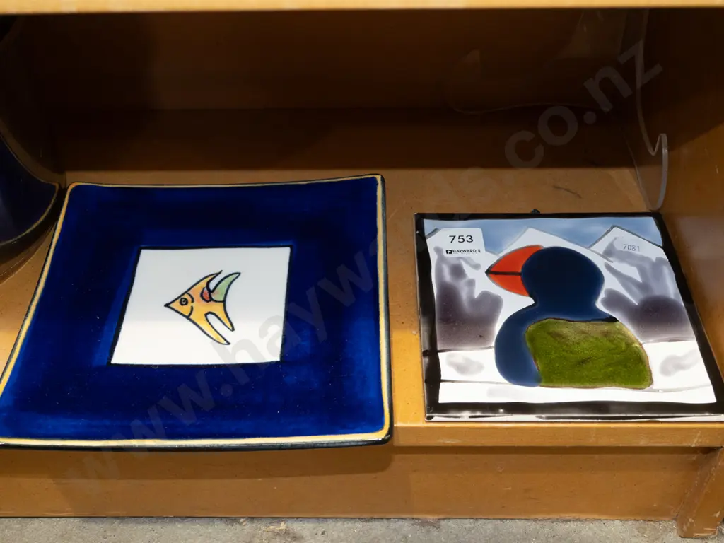 Temuka tropical fish dish, studio pottery hand glazed tile Image 1++