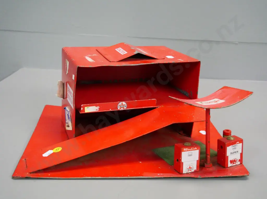 home-made painted metal toy service station with stickers and painted decoration - paint chips & wear H-170 W-330 D-280 Image 1++