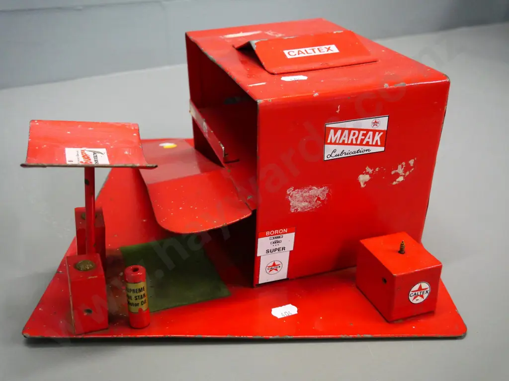 home-made painted metal toy service station with stickers and painted decoration - paint chips & wear H-170 W-330 D-280 Image 1++