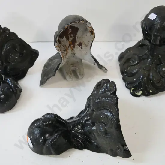 set of 4 vintage cast-iron claw-foot style bath beet L-180