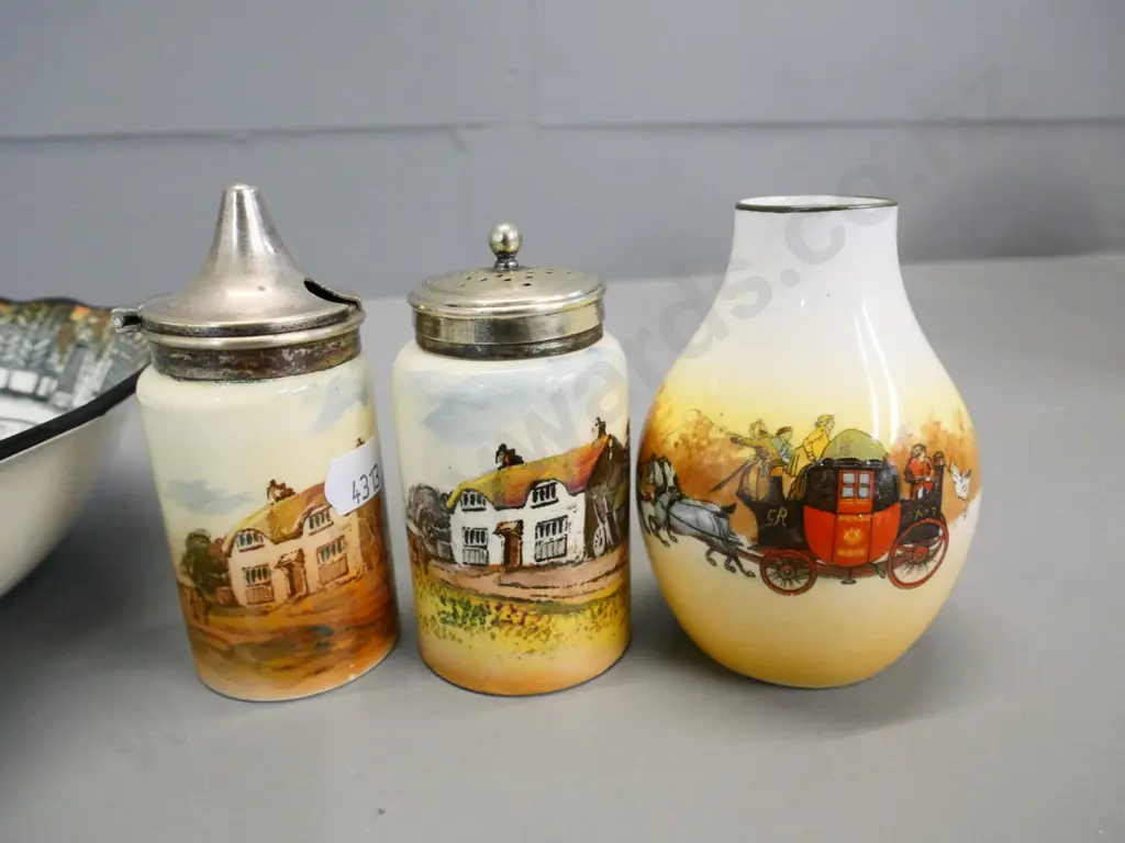 Royal Doulton items - Elizabeth at Old Moreton fruit bowl D-240, 2 English Cottage condiment, small Hunting Scene vase Image 1++