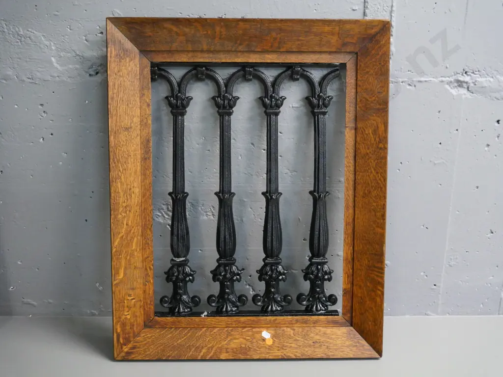 piece of cast iron balustrade in a vintage oak frame - crack to metal near bottom H-670 W-540 Image 1++