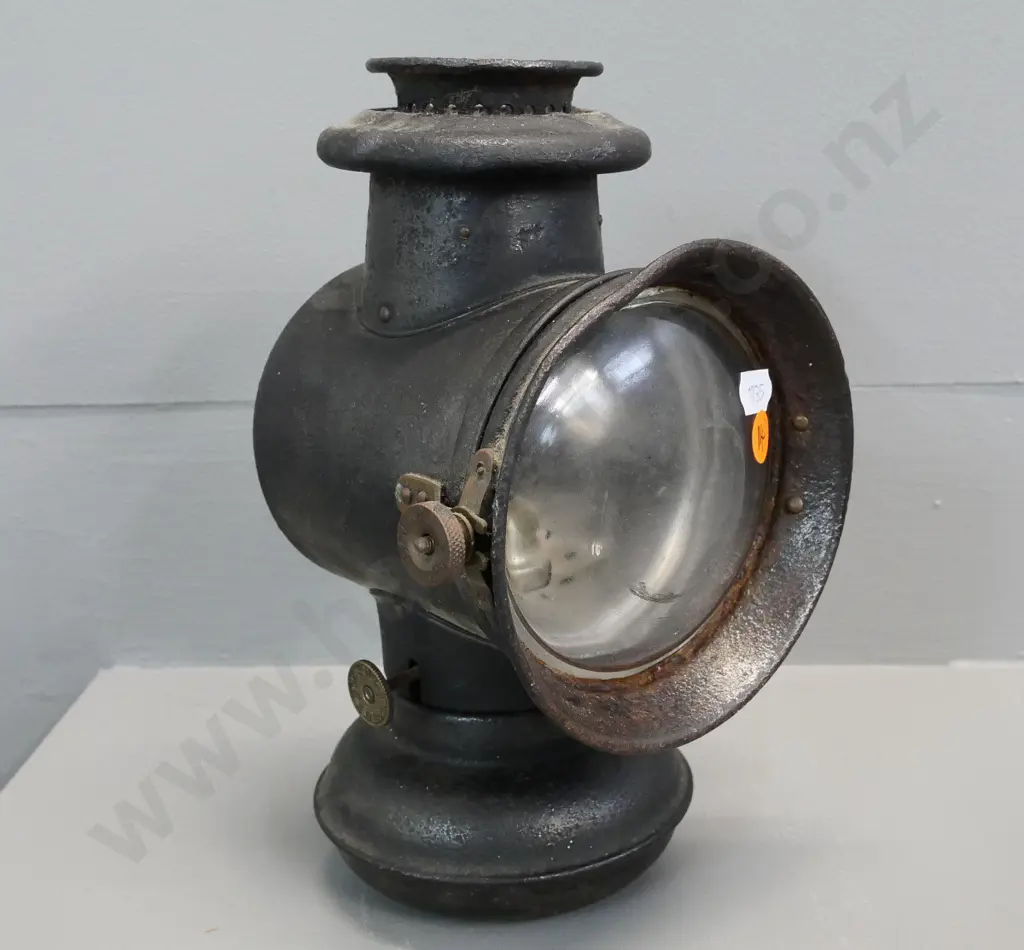 vintage carriage or motor lamp - brass knobs marked "Solar" - dent to lamp surround H-240 W-130 D-140 Image 1++