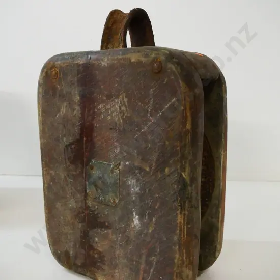 vintage large heavy duty block and table - significant corrosion to wheel and top loop H-430 W-270 D-140