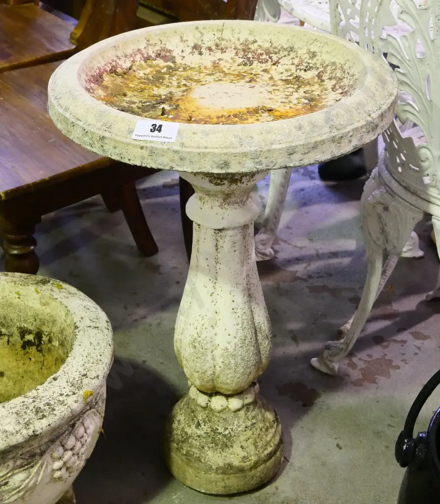 white painted cast concrete bird bath with fluted column base - has paint loss H-650 Diameter 430 Image 1++