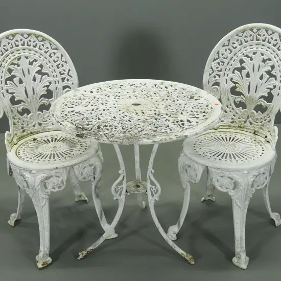 cast aluminium outdoor table and 2 chairs - areas of paint loss H-660 Diameter 650