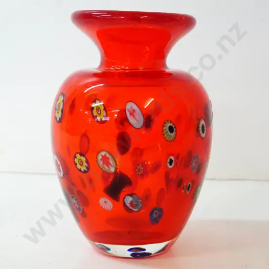 (Garry Nash?) red millefiori art glass vase H-170