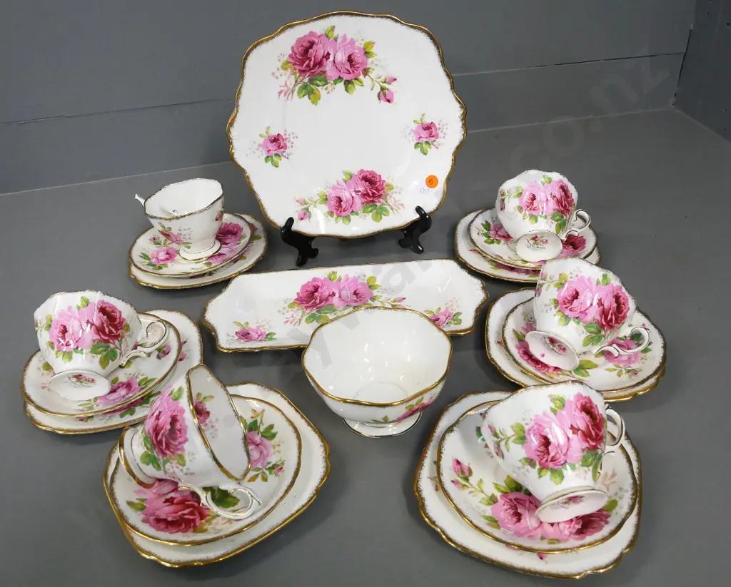 Royal Albert American Beauty tea set - one cup has broken handle, missing cream jug Image 1++