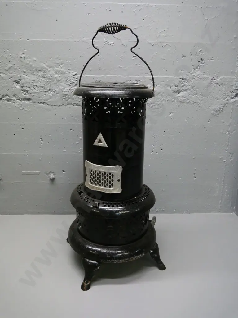 vintage Perfection oil heater H-610 Diameter-260 at base Image 1++