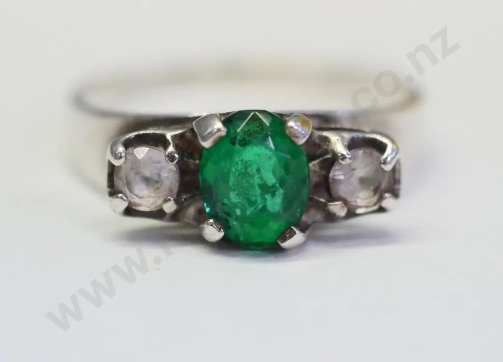 silver green stone dress ring stamped stg silver Image 1++