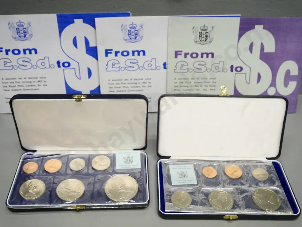 5 New Zealand coin sets: 1968 polished standard, 1969 polished grade w/Cook dollar, 1967 and 1965 last Image 1++