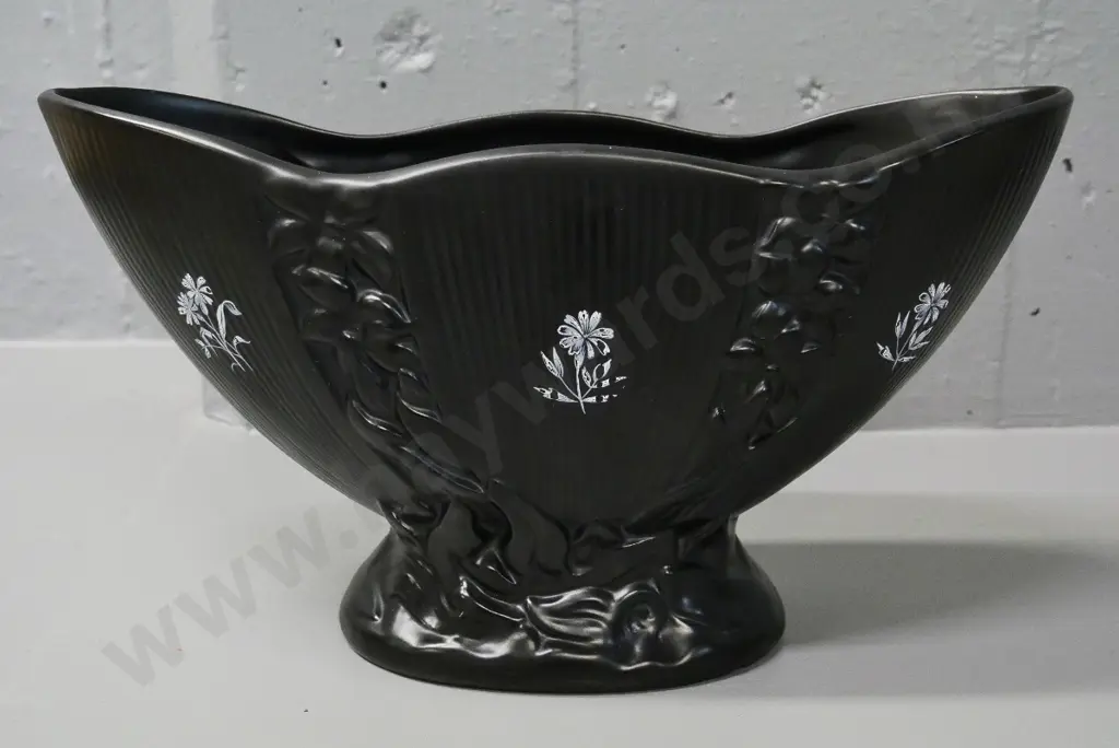 black Crown Lynn vase No.553,white transfer print floral motifs - chip to base, slight hairline crack to rim H-160 W-310 Image 1++