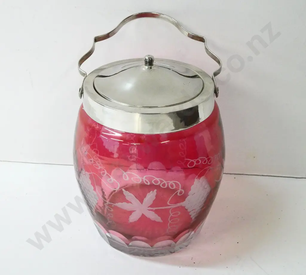 ruby & clear cut and etched glass biscuit barrel with plated mount H-190 Image 1++