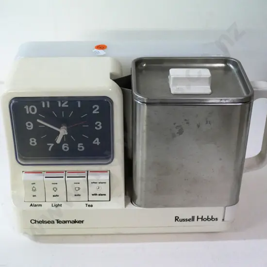 retro plastic-cased Russell Hobbs Chelsea automatic tea maker H-190 W-300 D-150
