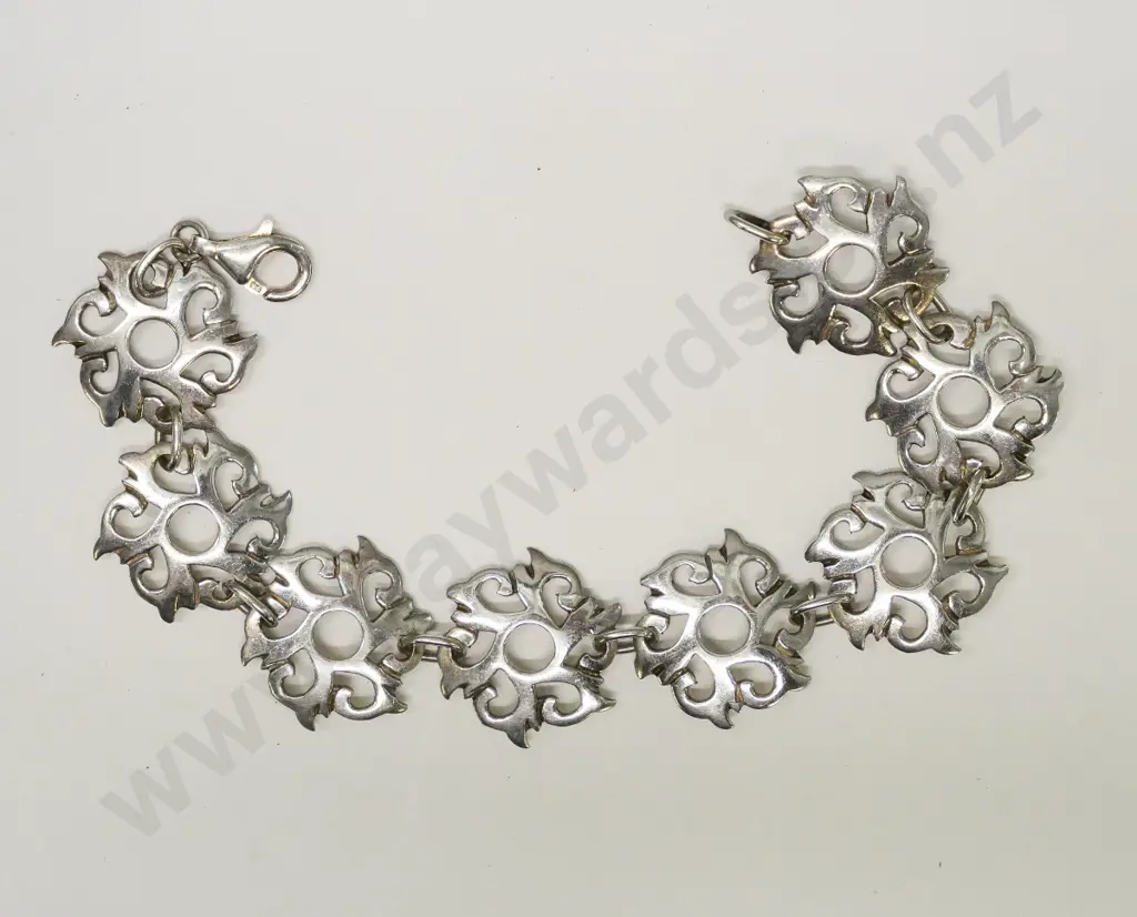 silver braclet stamped 925 Image 1++