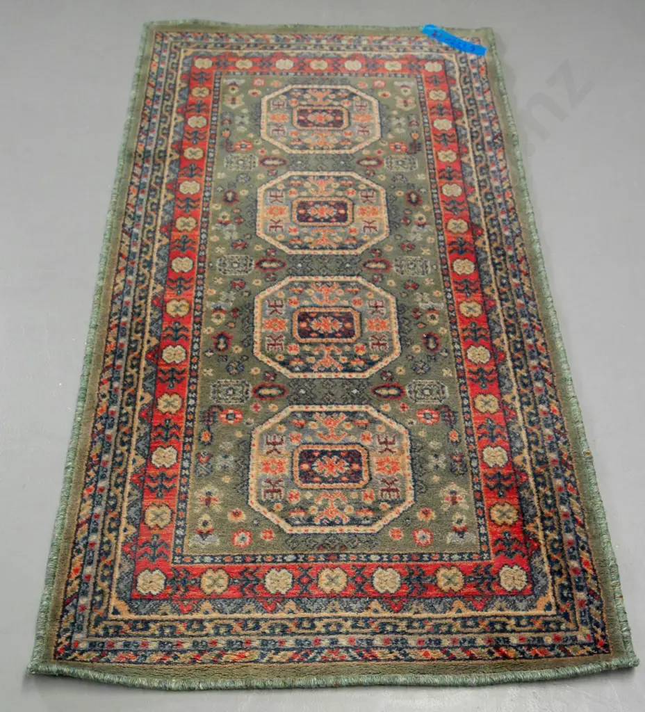 woollen floor rug - dusty greens and reds - L-1500 W-790 Image 1++