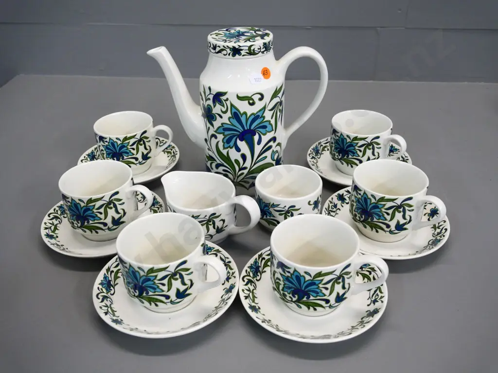 Midwinter coffee set - 1970s pattern Image 1++