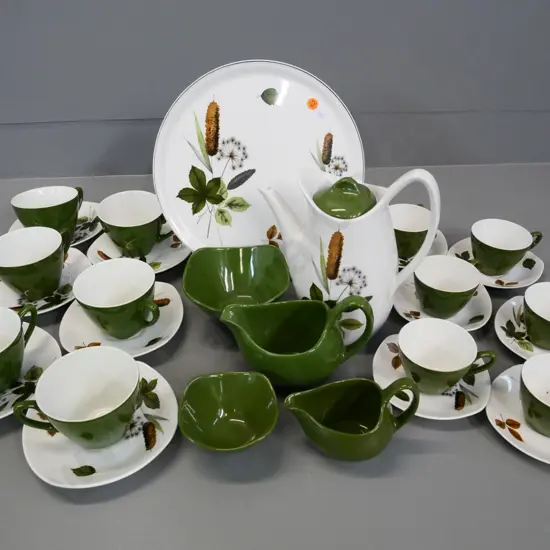 Midwinter Riverside coffee and tea set with coffee pot