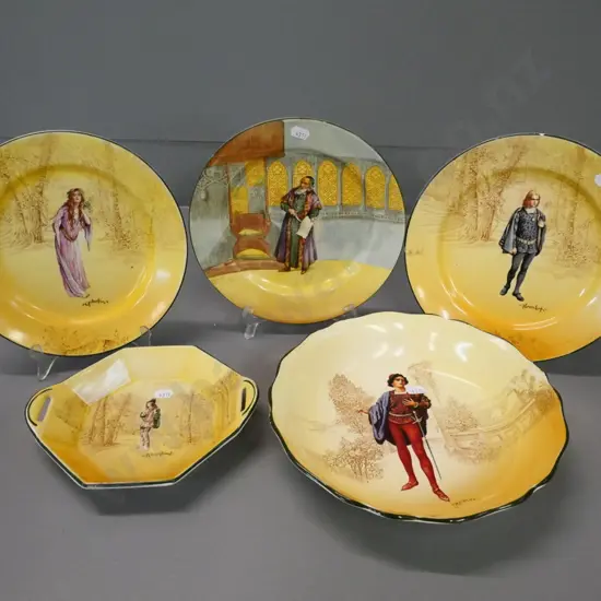 5 pieces of Royal Doulton Shakepseare - Hamlet plate has small fault to rim, Romeo bowl has mend, wear to Rosalind dish