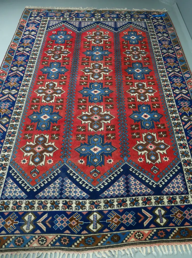 large hand-knotted wool Turkish floor rug (slight wear) L-3000 W-1960 Image 1++