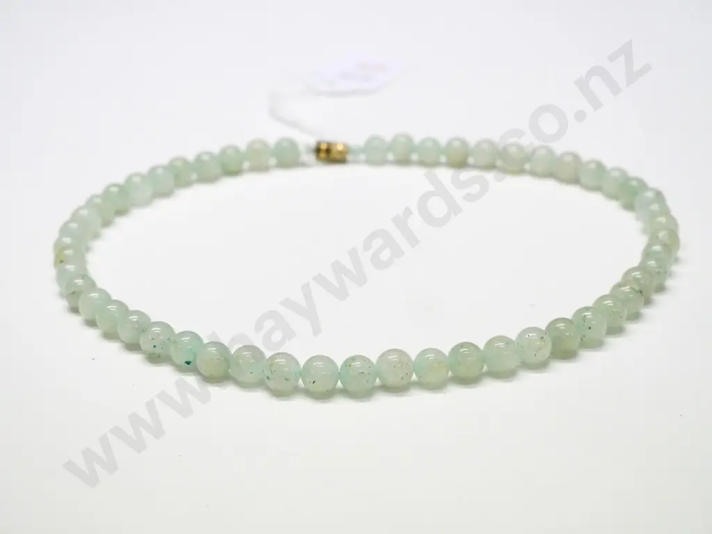 light coloured greenstone bead necklace Image 1++