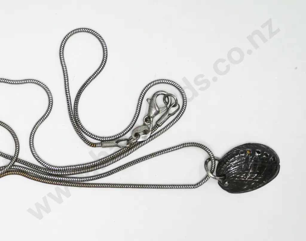 shell pendant chain stamped 925 Image 1++