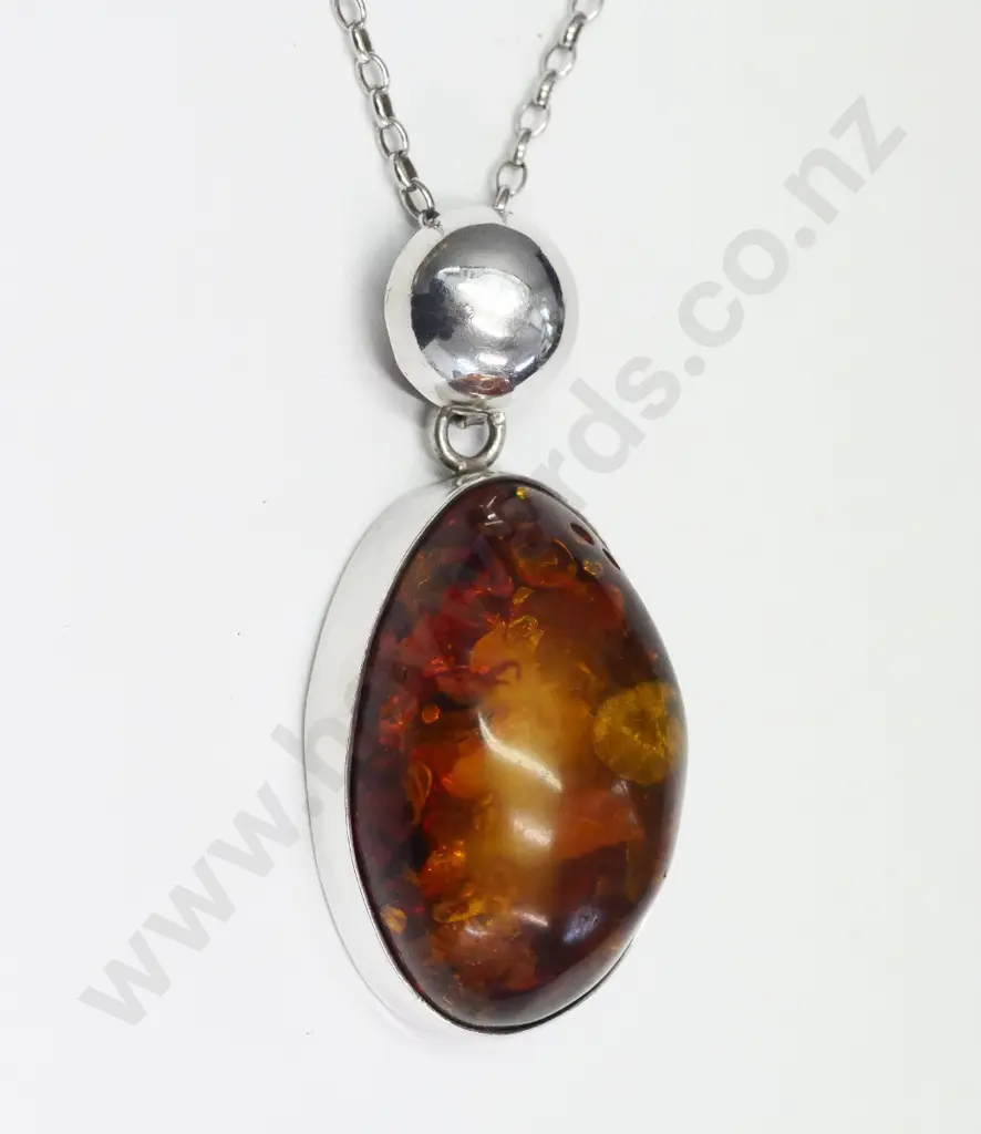 large amber & silver pendant stamped 925 Image 1++