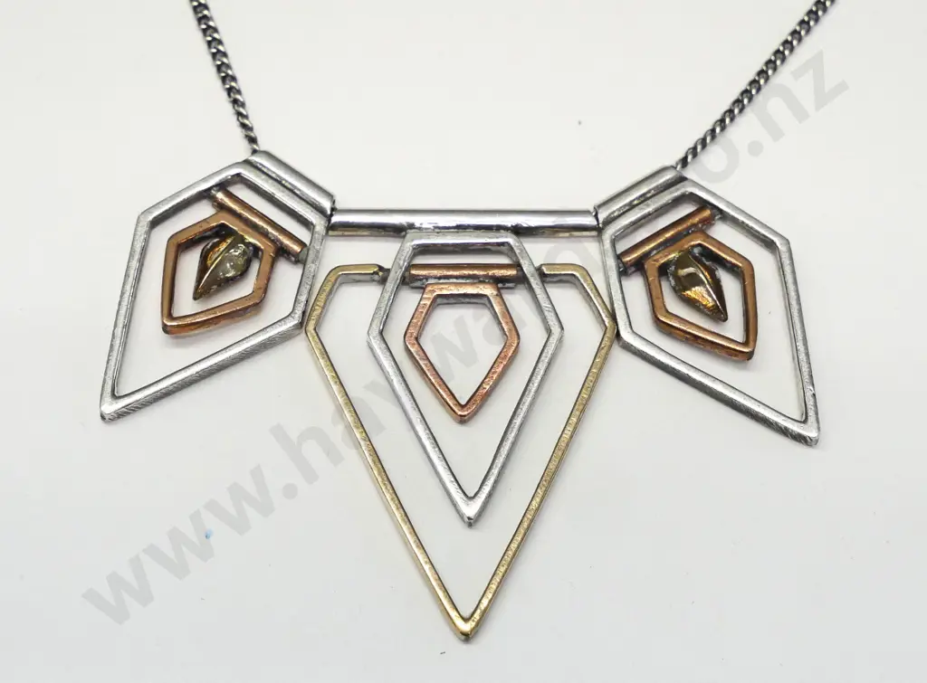 silver necklace stamped 925 Image 1++