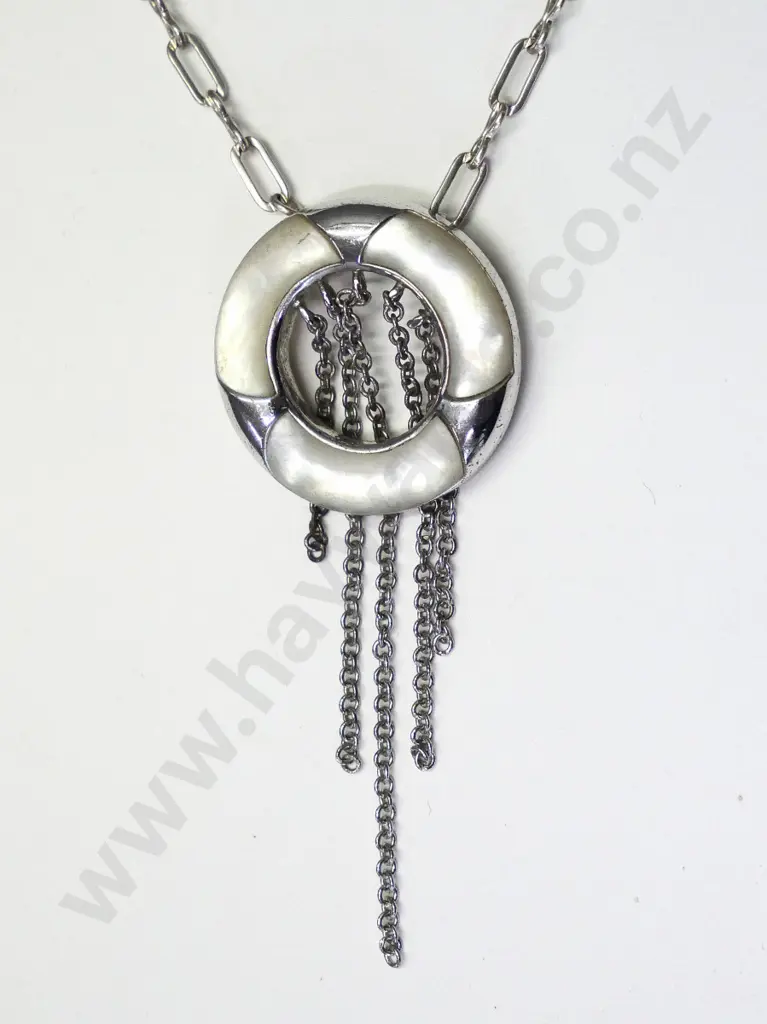 silver & white enamel pendant stamped 925 Image 1++