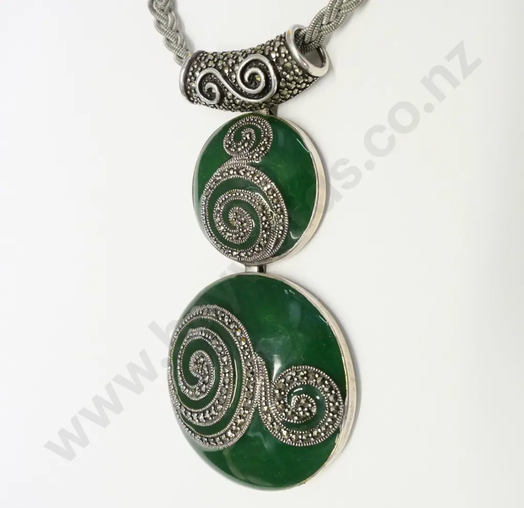 large green enamel & marcasite pendant no markings Image 1++