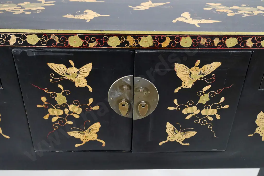 Chinese hall table/cabinet with 2 doors and 2 drawers black laquer and butterfly-pattern finish H-900 W-950 D-250 Image 1++