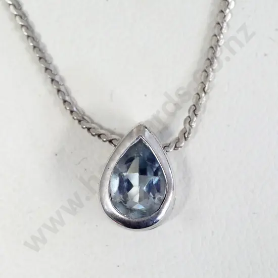 silver & aquarmarine pendant stamped 925