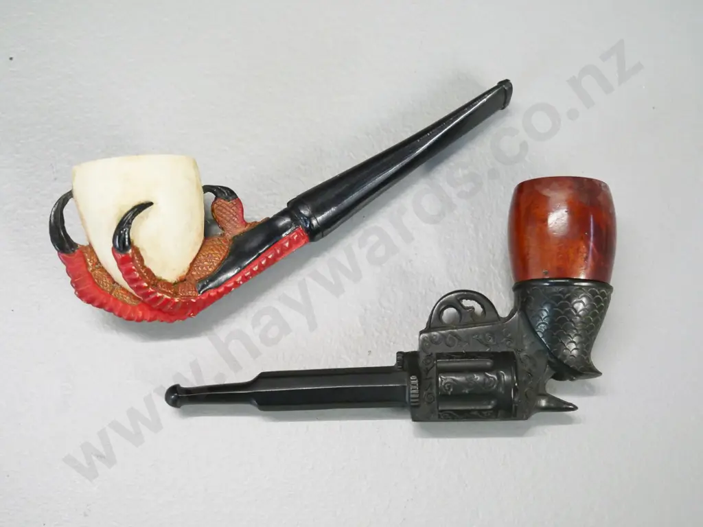 2 novelty smoker's pipes - revolver gun and one with claws or talons Image 1++