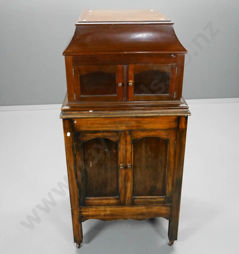 vintage wind-up gramophone - mixed timber cabinet, brass lid stays needs repair H-1150 W-550 D-500 Image 1++