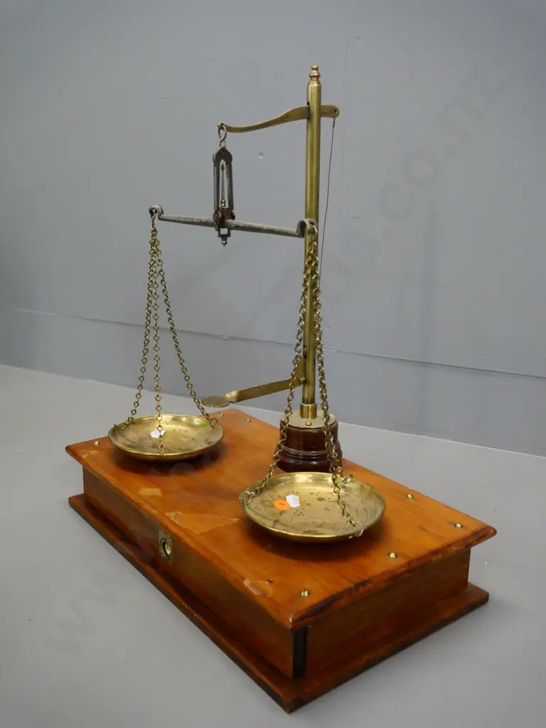 antique set of Avery balance scales - brass hardware on wooden base with drawer - no weights. Image 1++
