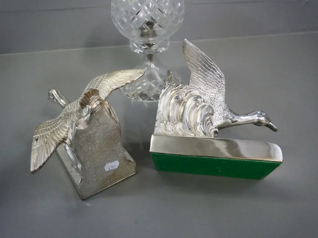 silver plated flying duck book-ends - some wear to plating - and cut crystal table lamp H-250, needs rewiring Image 1++