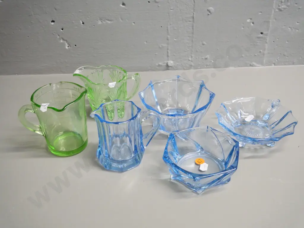 6 pieces of depression glass including blue cream & sugar, green measuring jug H-100, etc. Image 1++