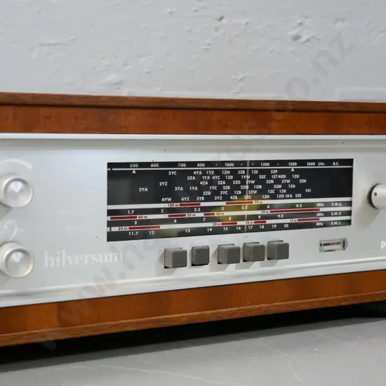 retro Philips Hilversum wood-cased AM/FM/Shortwave mantel radio - working. H-160 W-630 D-230