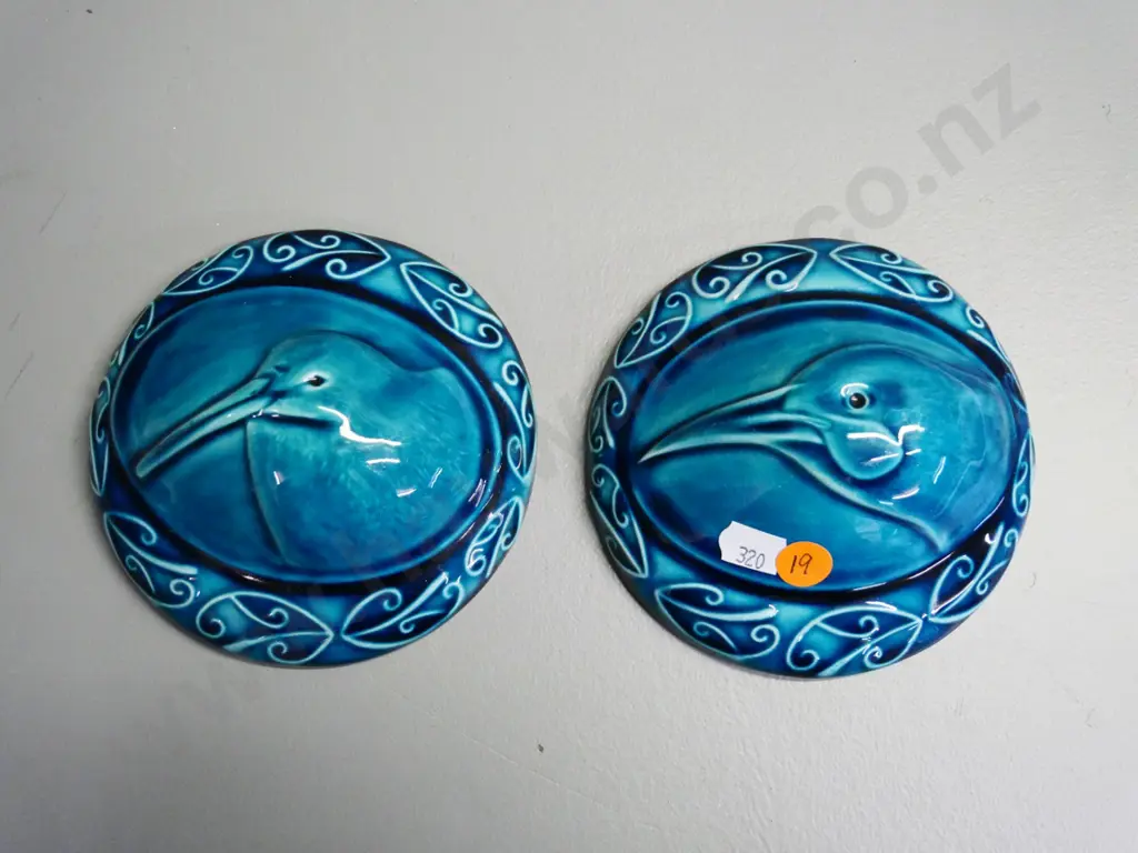 2 Bob Steiner pottery New Zealand bird plaques H-110 W-120 Image 1++