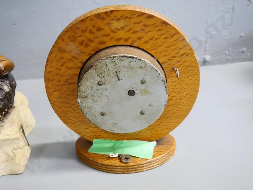 composite Pania of the Reef figurine H-250 and a mantel clock with wood and paua frame Image 1++