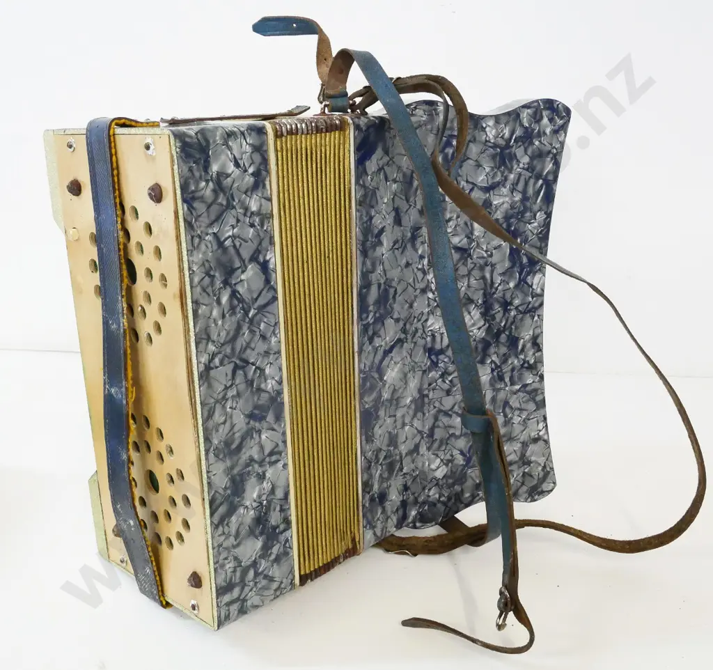 small Paolo Antonio piano accordion - corrosion to some metal fittings 380 x 340 x 170 Image 1++