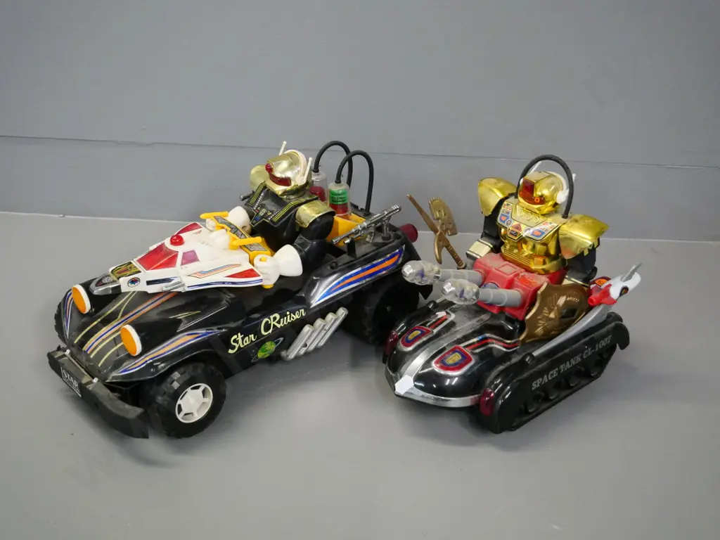 2 retro battery powered toys - Space Tank &Star Cruiser H-210 L-360, both made in Taiwan, untested, no returns Image 1++
