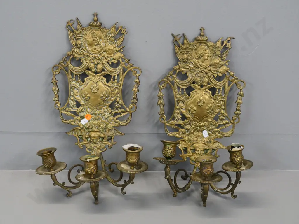 pair of ornate cast brass 3-candle wall sconces H-420 W-240 Image 1++