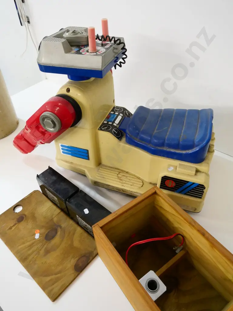retro plastic Robby ride-on robot - with wired remote control, batteries and charger box, untested, no returns Image 1++
