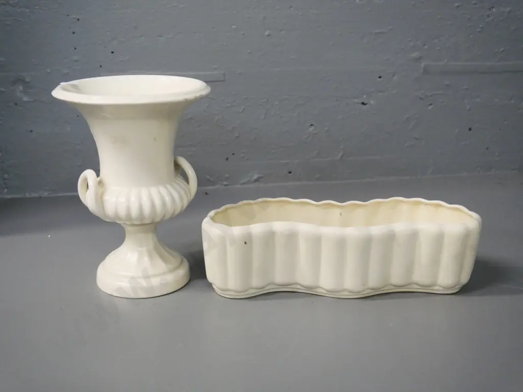 2 white vases - Crown Lynn trough No. 106 and a Beswick urn H-200 Image 1++
